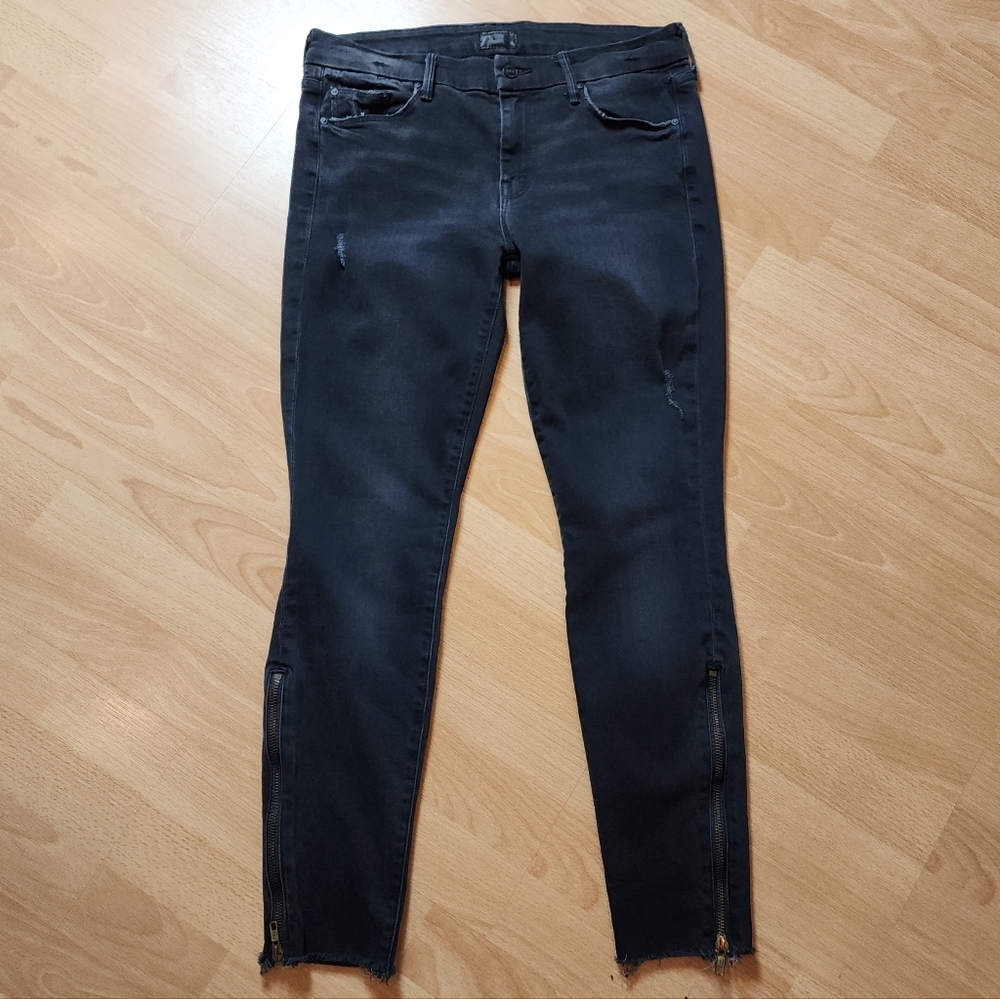 Mother Denim Black Looker Zip Ankle Fray Jeans Women's Size 30 Distressed